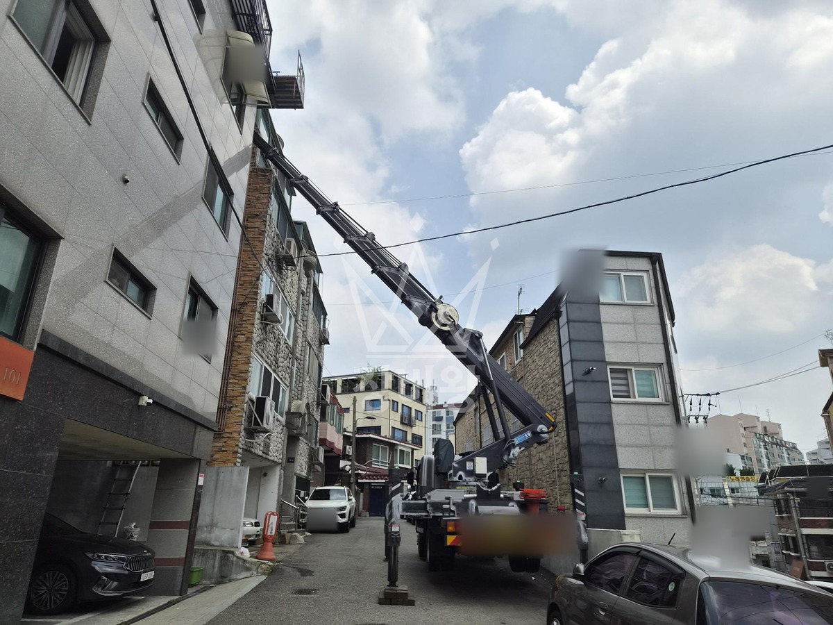 서울 양천구 목동 3.5톤 스카이차 외벽드레인작업 작업사진 2