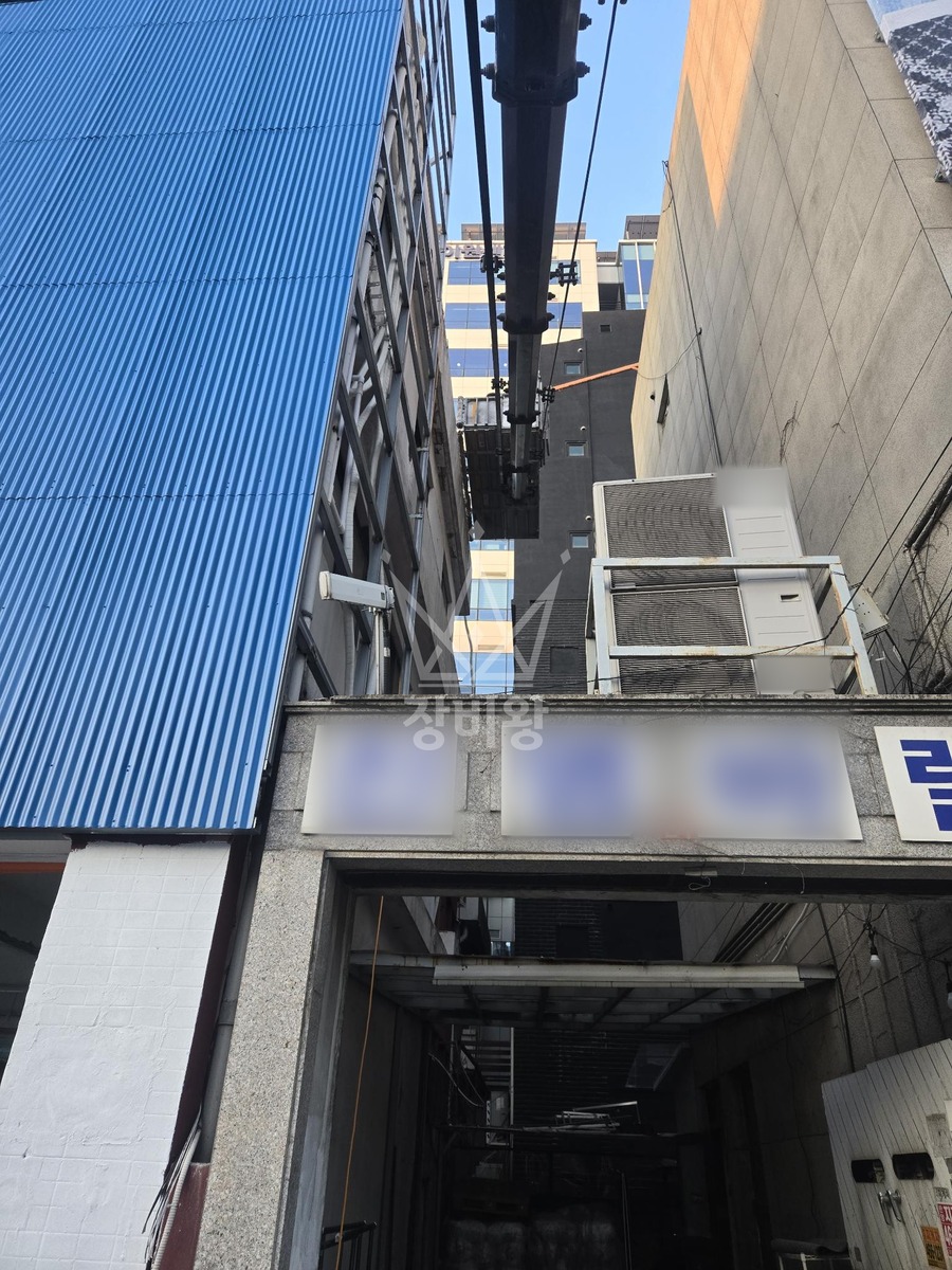 서울 성동구 성수동2가 3.5톤 스카이차 실외기25개양중 작업사진 1