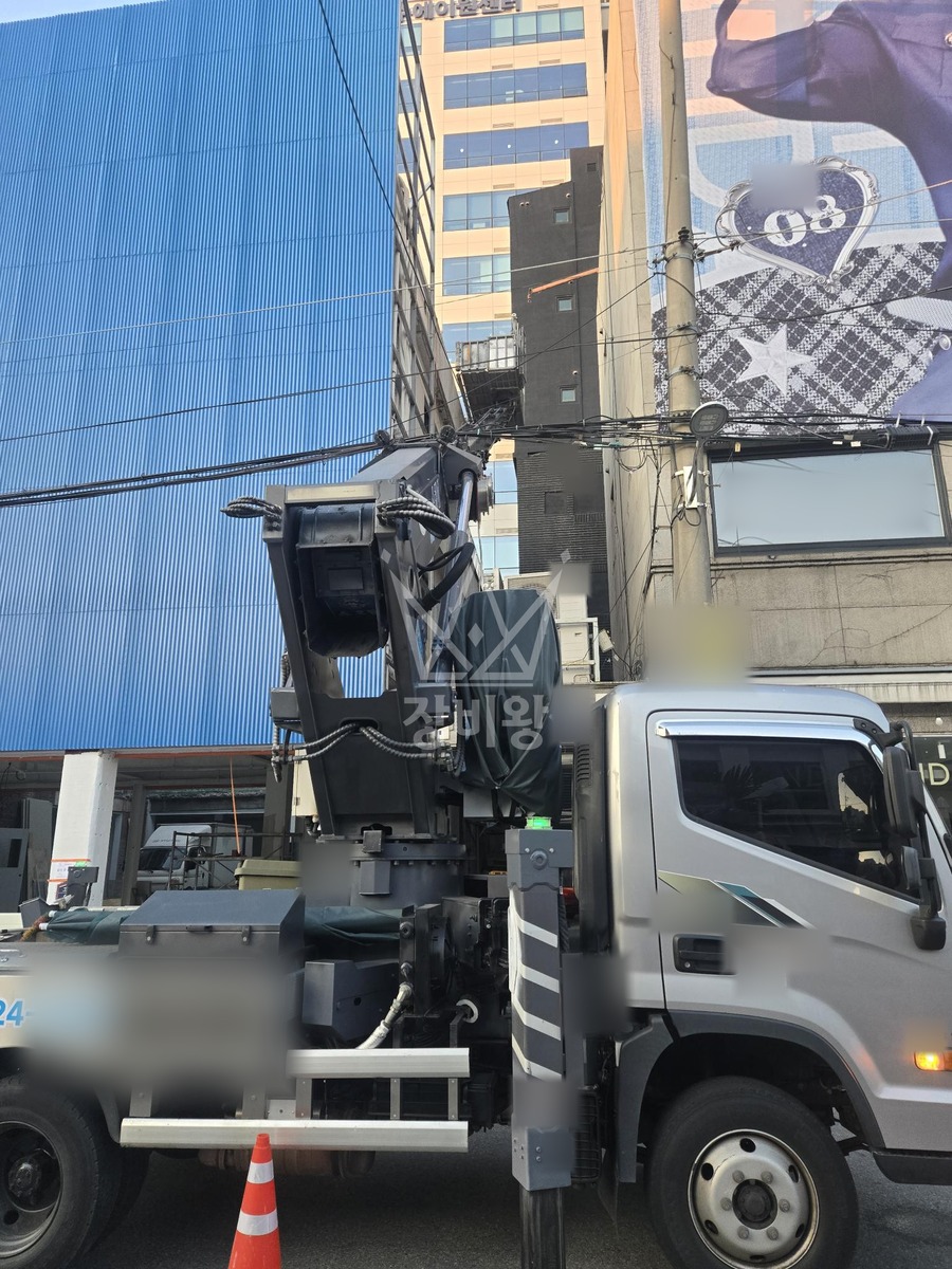 서울 성동구 성수동2가 3.5톤 스카이차 실외기25개양중 작업사진 2