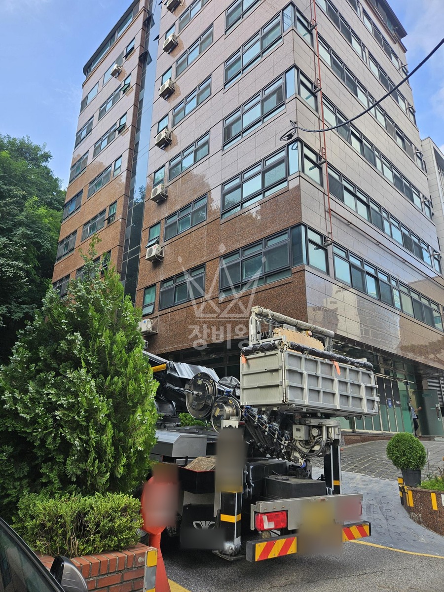 서울 강남구 도곡동 3.5톤 스카이차 작업 현장 도착사진