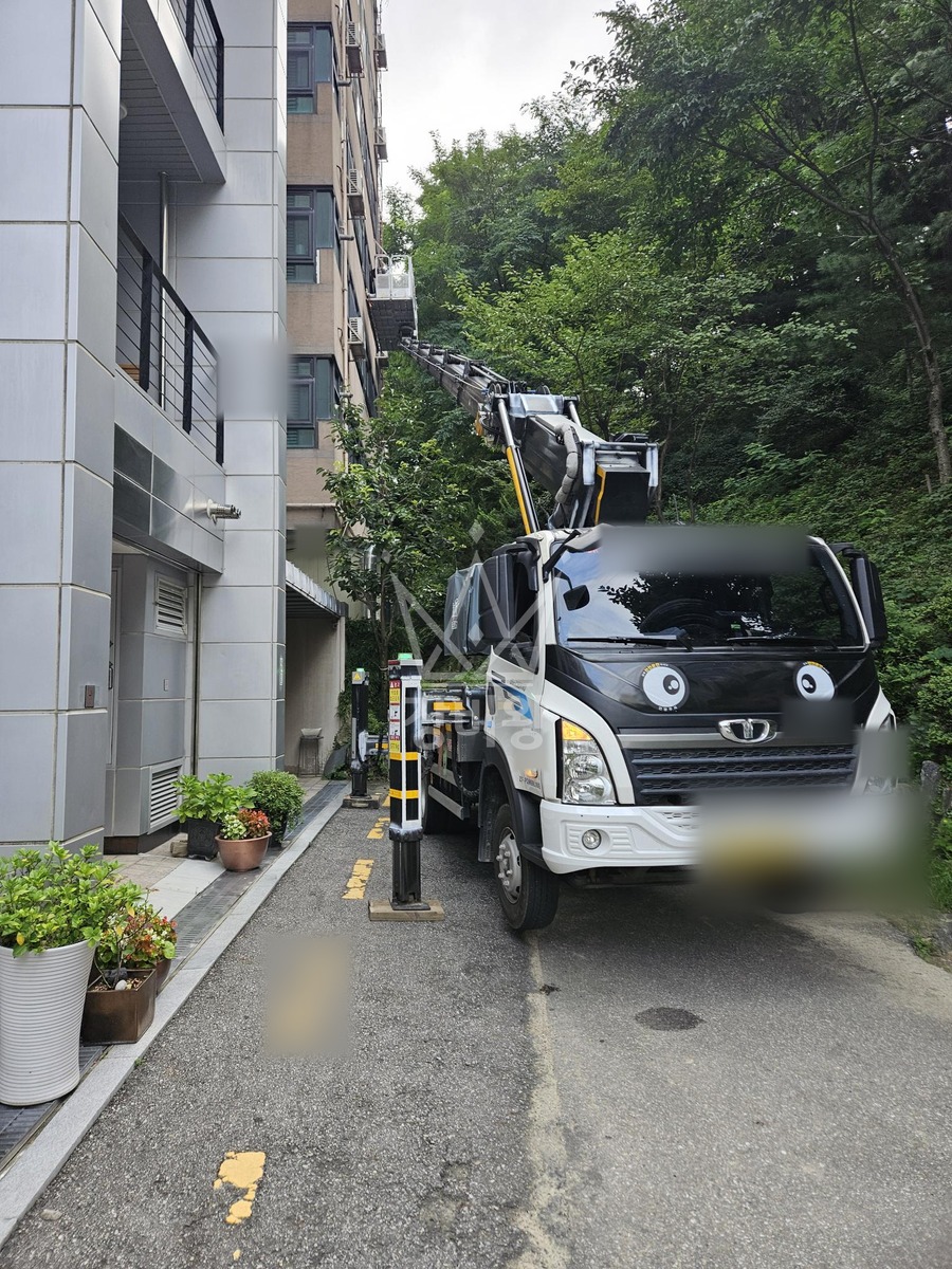 서울 강남구 도곡동 3.5톤 스카이차 외벽실리콘,발수재 작업사진 2