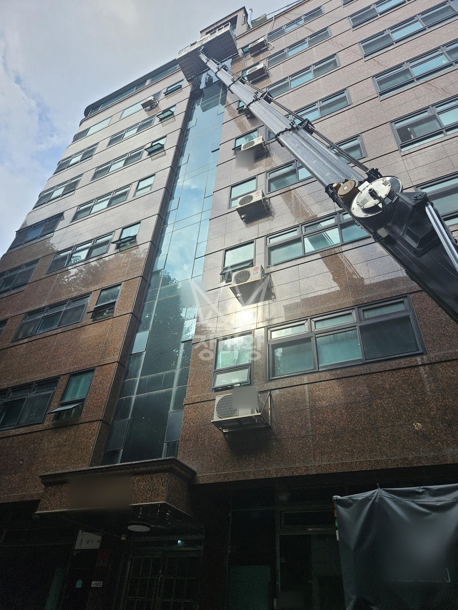 서울 강남구 도곡동 3.5톤 스카이차 외벽실리콘,발수재 작업사진 3