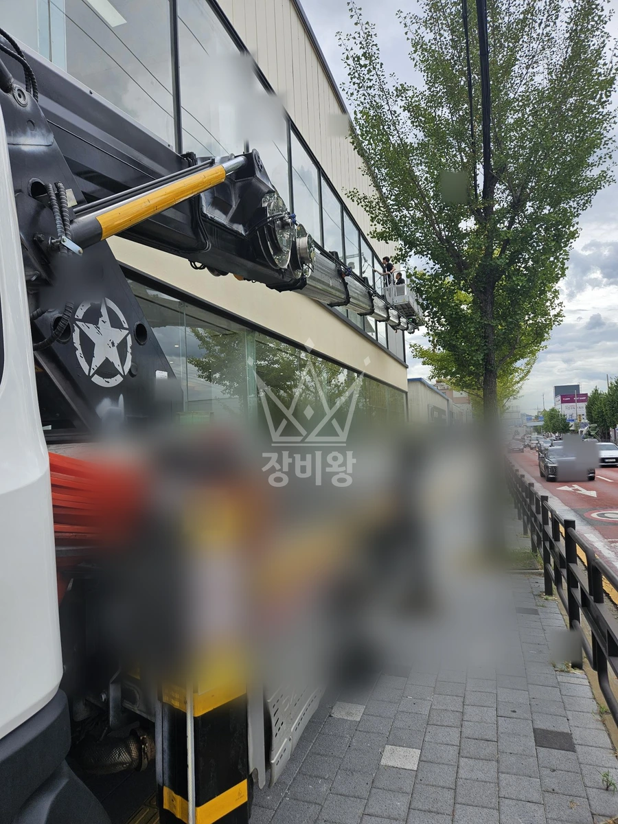 경기 화성시 병점구 진안동 3.5톤 스카이차 도장 작업 작업사진 1