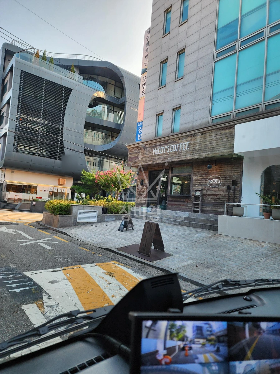 서울 강남구 신사동 1톤 스카이차 작업 현장 도착사진
