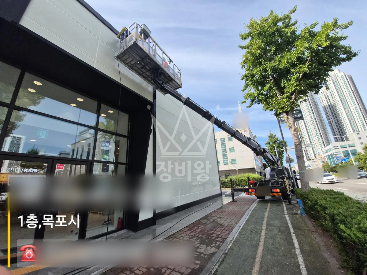 전남광주 목포시 옥암동 3.5톤 스카이차 외벽 물청소 작업사진 3