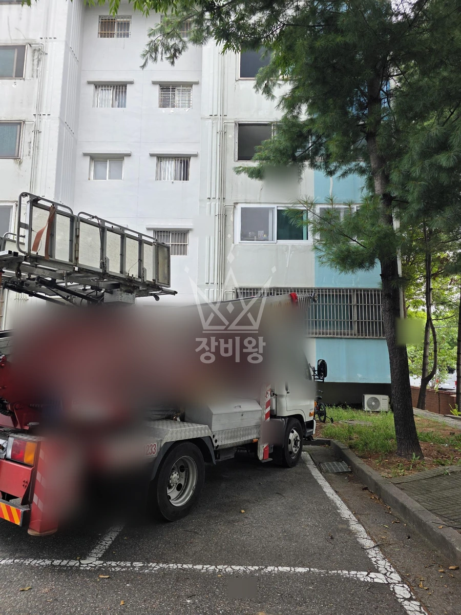 경기 안산시 상록구 월피동 2.5톤 사다리차 가구 4개, 가전제품 4 총 8개 작업사진 1