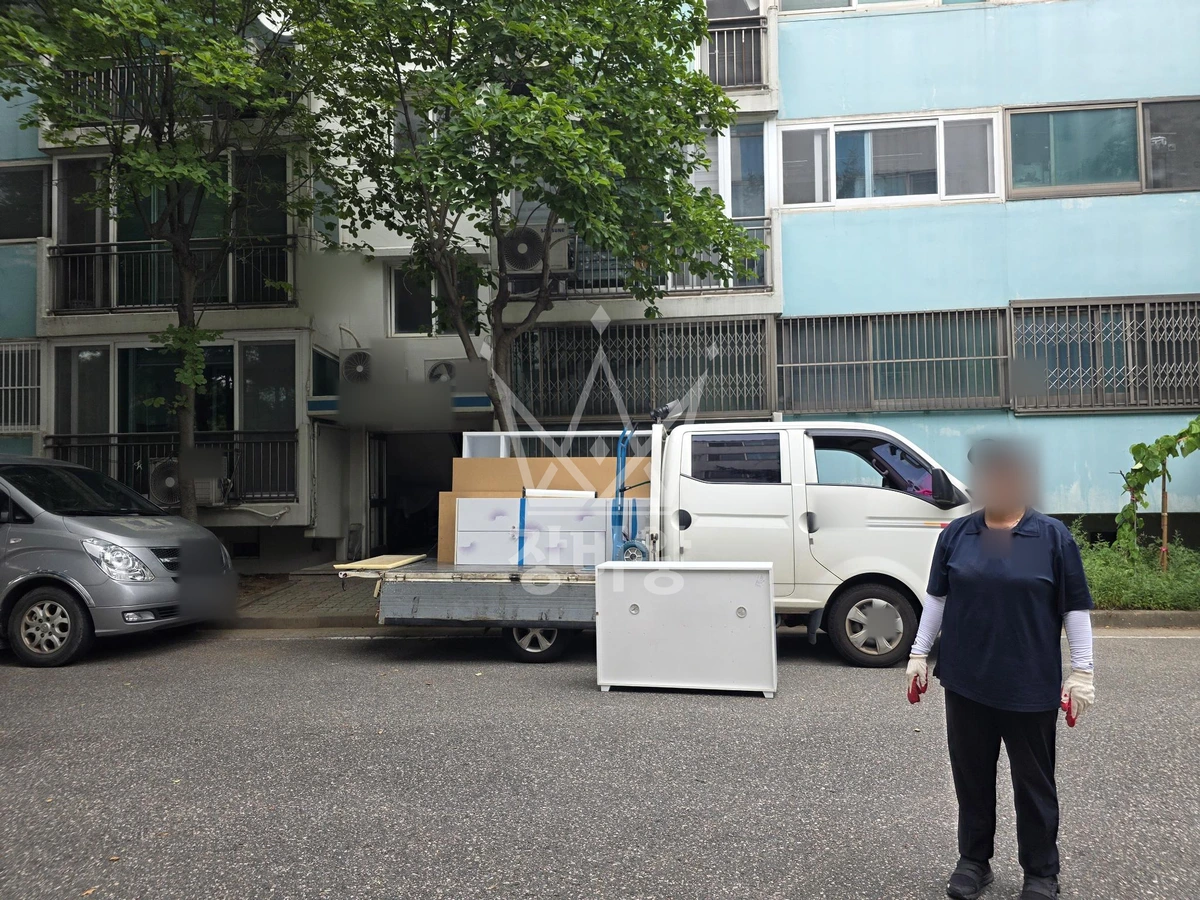 경기 안산시 상록구 월피동 2.5톤 사다리차 가구 4개, 가전제품 4 총 8개 작업사진 3