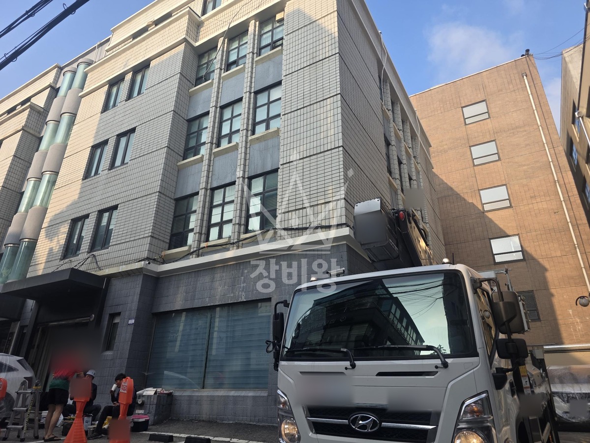 서울 서초구 서초동 3.5톤 스카이차 작업 현장 도착사진