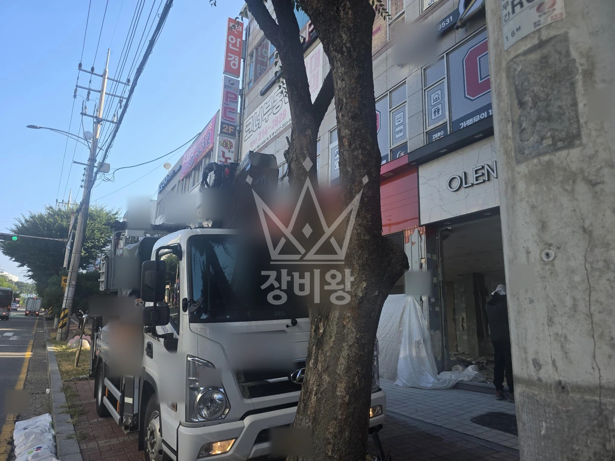 경기 수원시 영통구 원천동 3.5톤 스카이차 작업 현장 도착사진