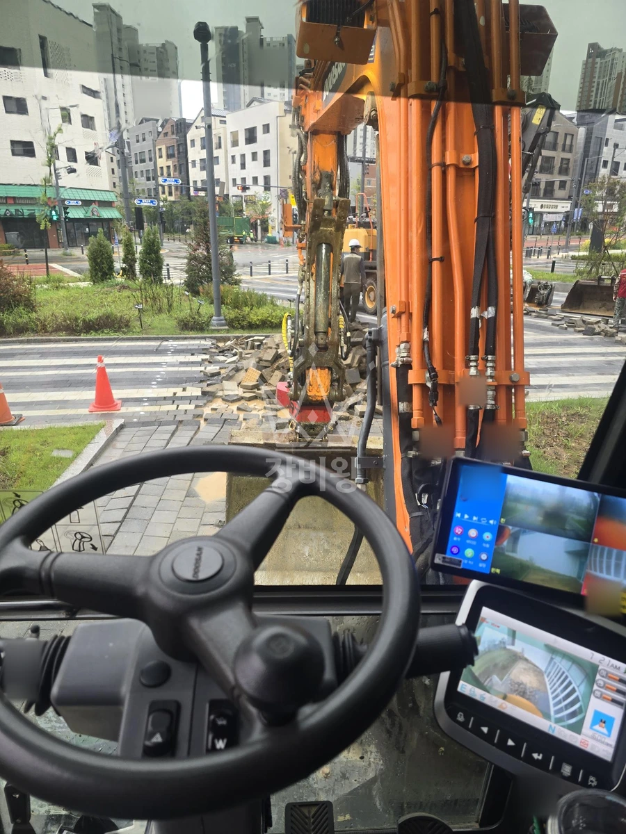 경기 평택시 고덕동 포크레인(굴착기) 작업 현장 도착사진