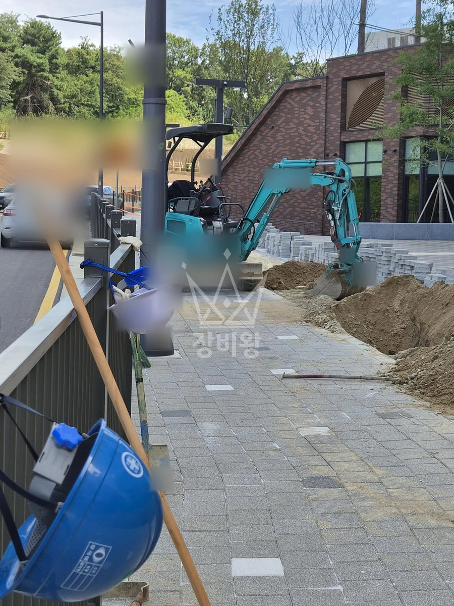 충북 청주시 서원구 개신동 포크레인(굴착기) 배관작업 작업완료사진 1