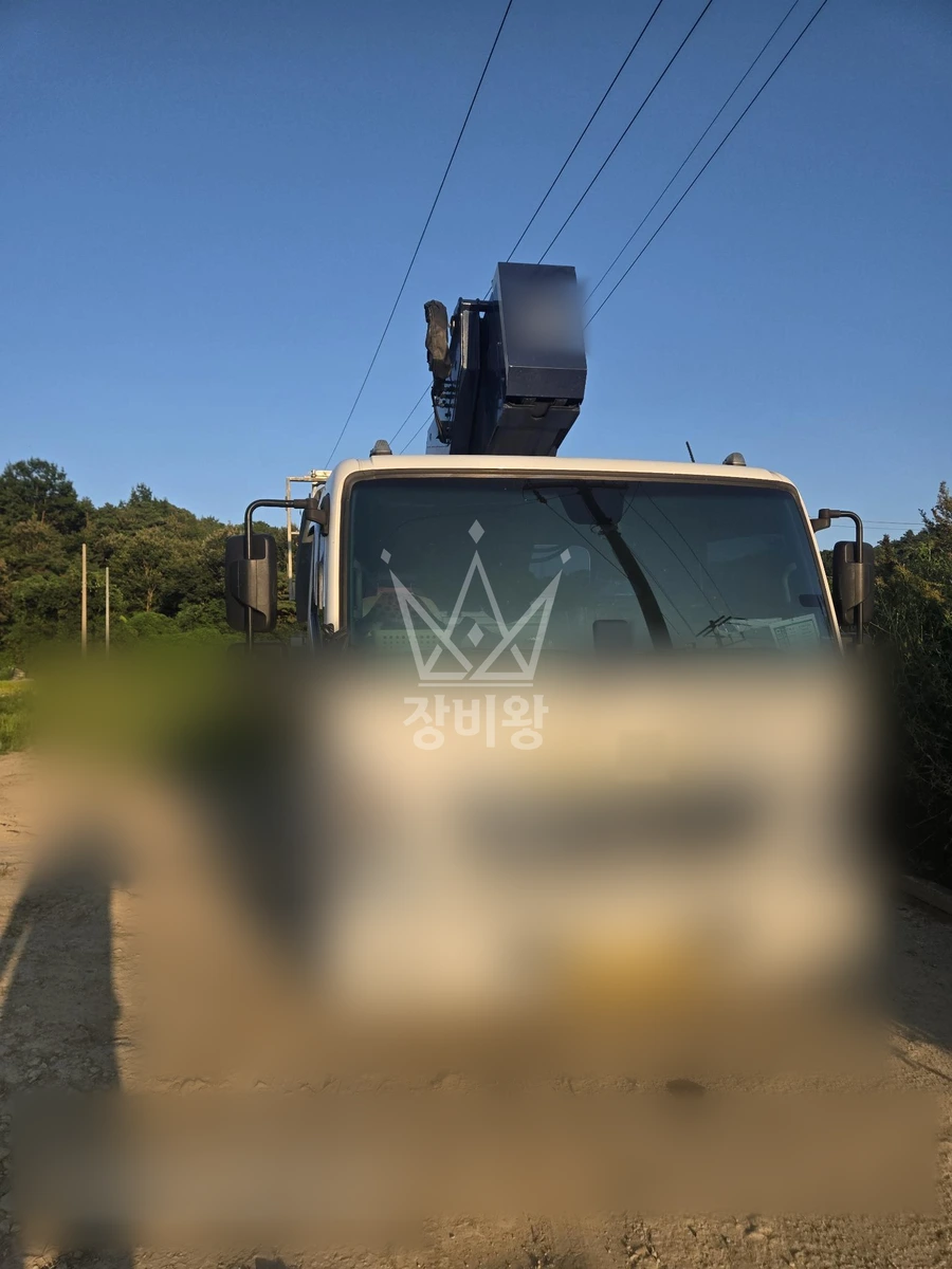 경남 함안군 함안면 3.5톤 스카이차 전기작업 작업완료사진 1