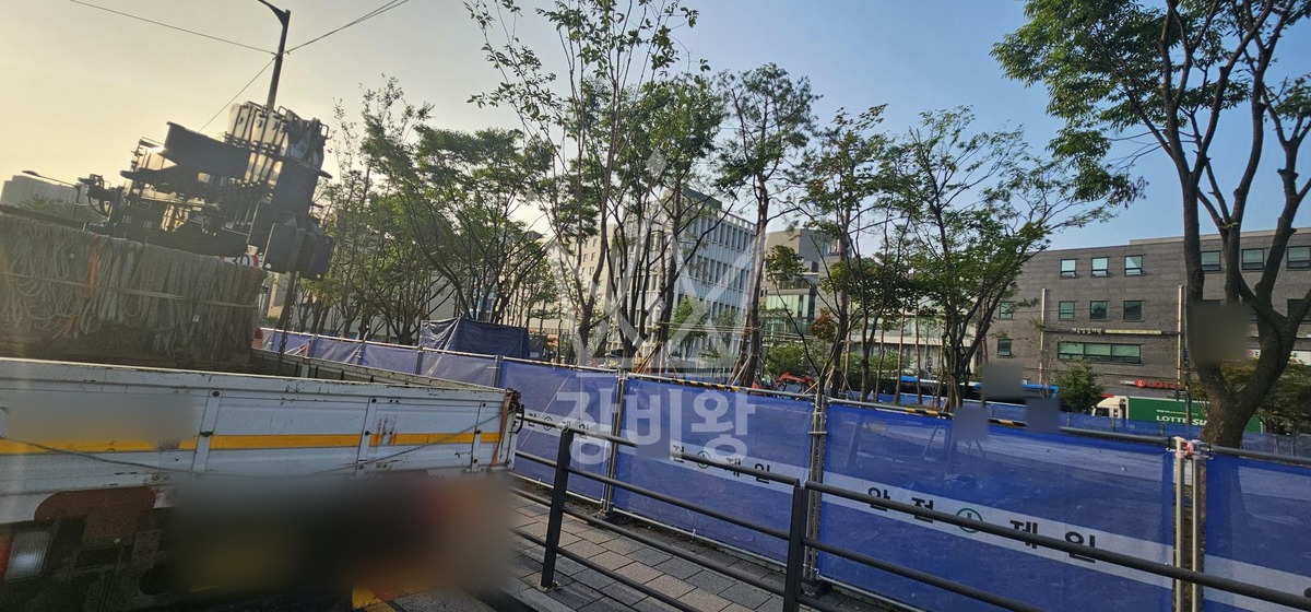 서울 강남구 세곡동 5톤 크레인 작업 현장 도착사진