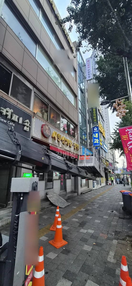 인천 미추홀구 주안동 3.5톤 스카이차 돌출간판철거 천갈이 작업사진 1