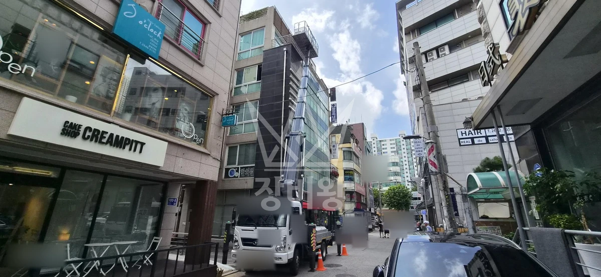 서울 양천구 목동 3.5톤 스카이차 실리콘 작업사진 1