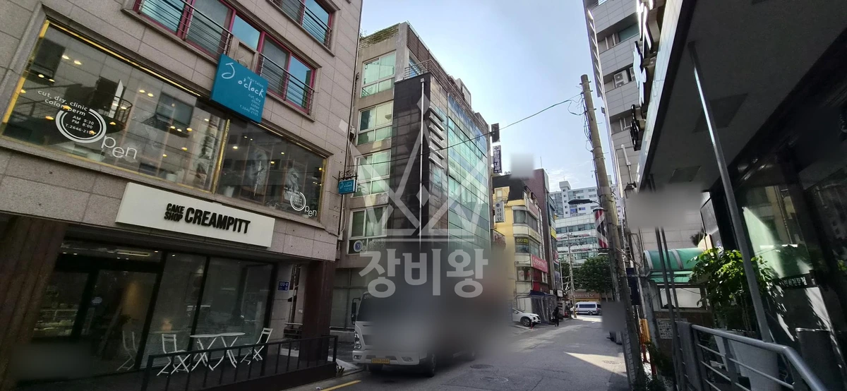 서울 양천구 목동 3.5톤 스카이차 실리콘 작업완료사진 1