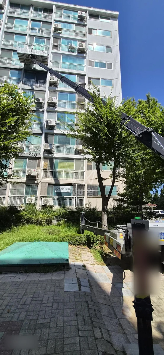 경기 시흥시 정왕동 3.5톤 스카이차 에어컨실외기-방진패드 작업사진 1
