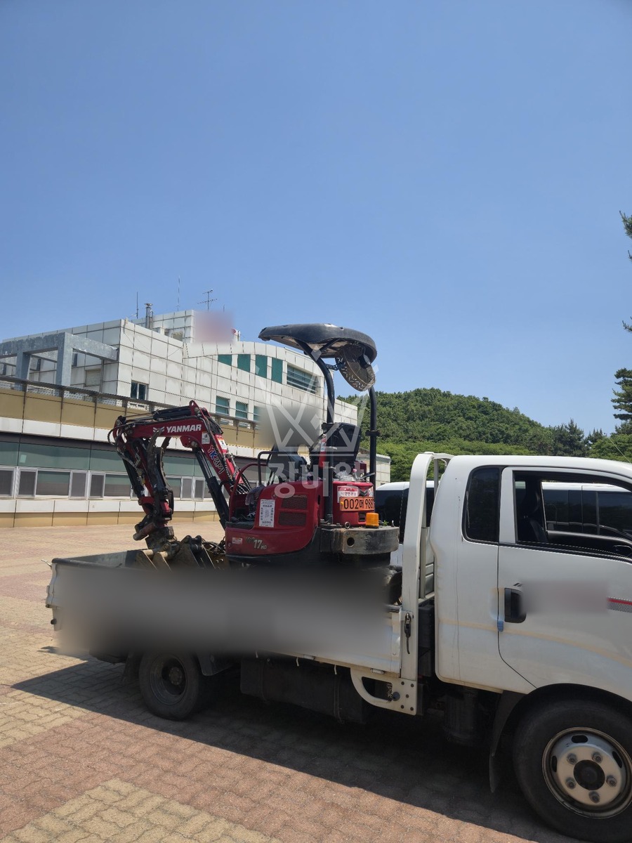 충남 보령시 웅천읍 포크레인(굴착기) 전기충천소 작업완료사진 1