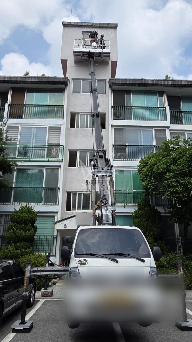 경기 성남시 분당구 서현동 1톤 스카이차 실리콘 작업사진 1