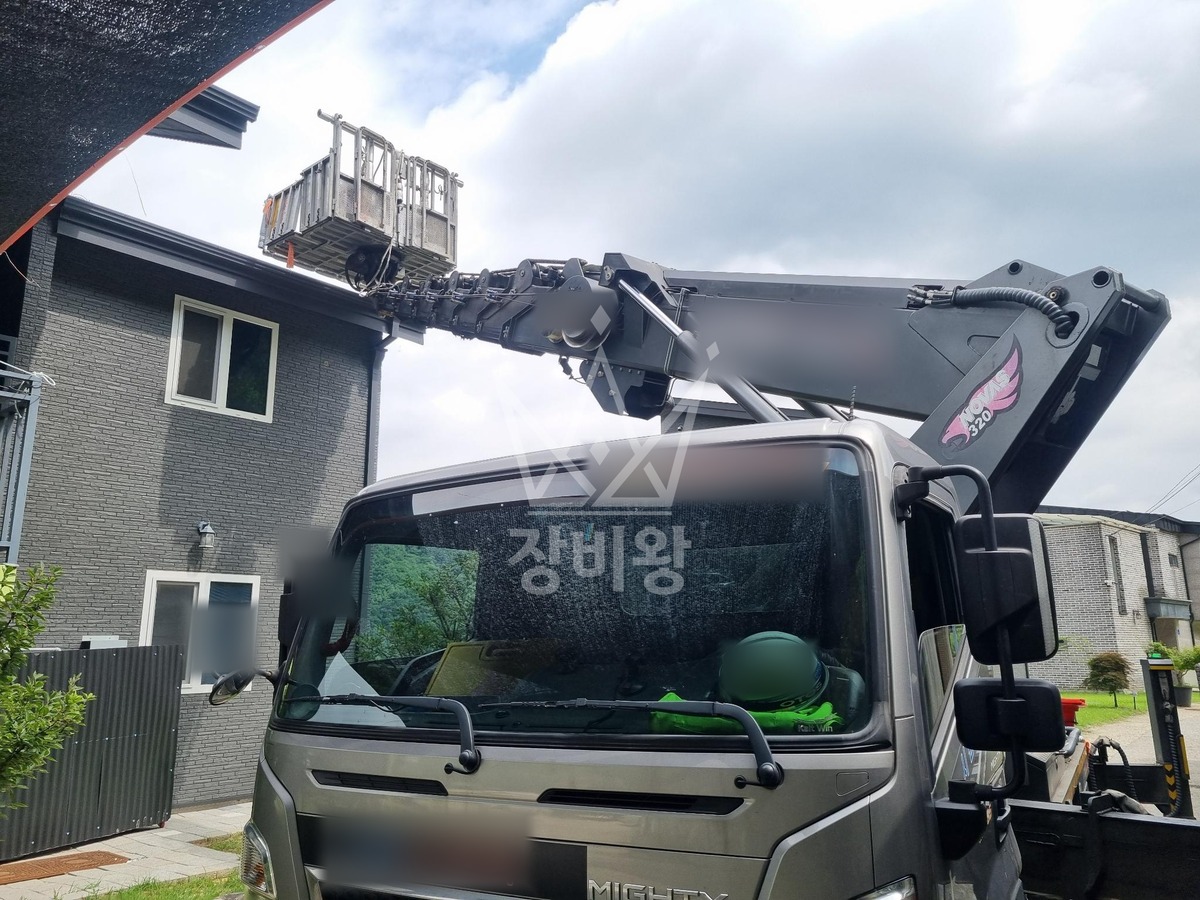 경기 남양주시 수동면 3.5톤 스카이차 선로가설 작업사진 1