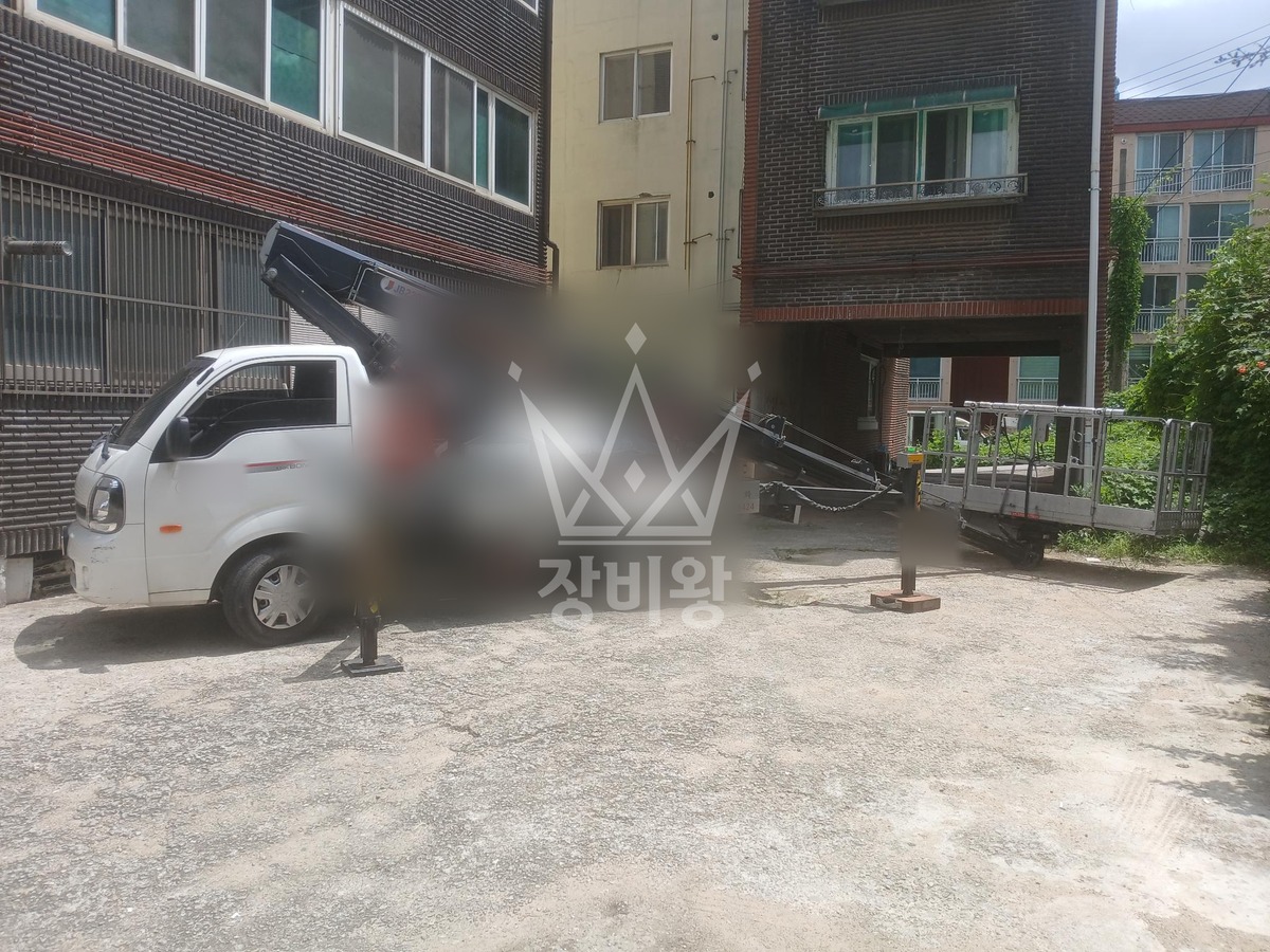 경기 화성시 장안면 1톤 스카이차 빌라 4층 난간 실리콘 작업 작업완료사진 1