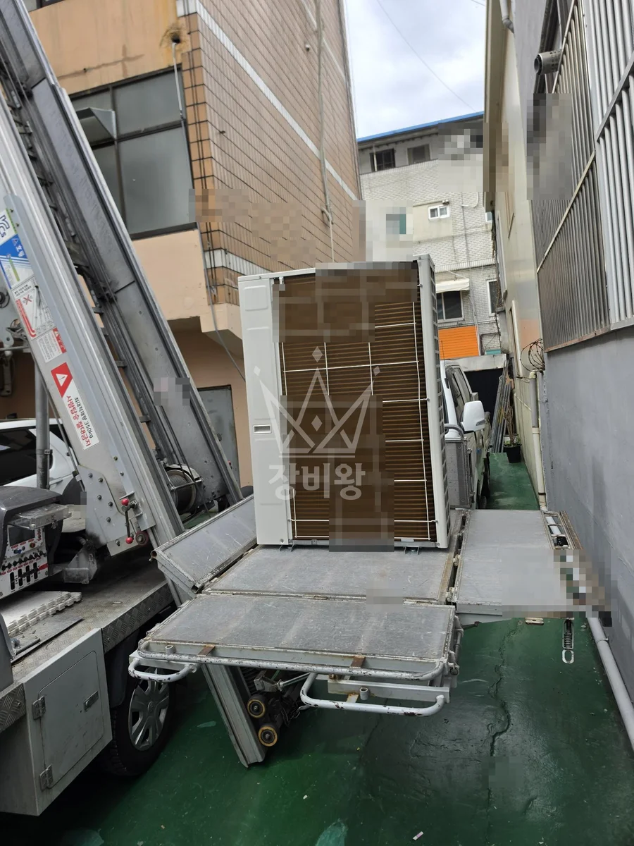 서울 노원구 상계동 1.2톤 사다리차 살외기및자재 양중 작업사진 3