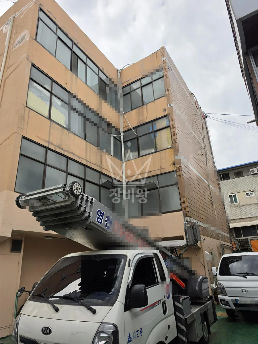 서울 노원구 상계동 1.2톤 사다리차 살외기및자재 양중 작업완료사진 1