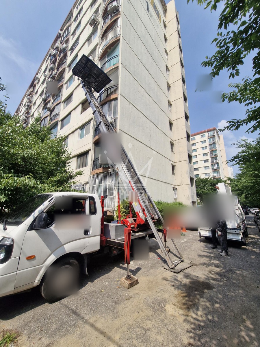 서울 영등포구 당산동3가 1톤 사다리차 샤시양중 작업사진 1