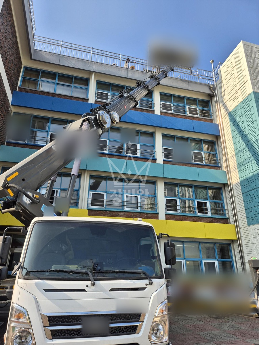 경기 광명시 철산동 3.5톤 스카이차 자양하역 작업사진 3