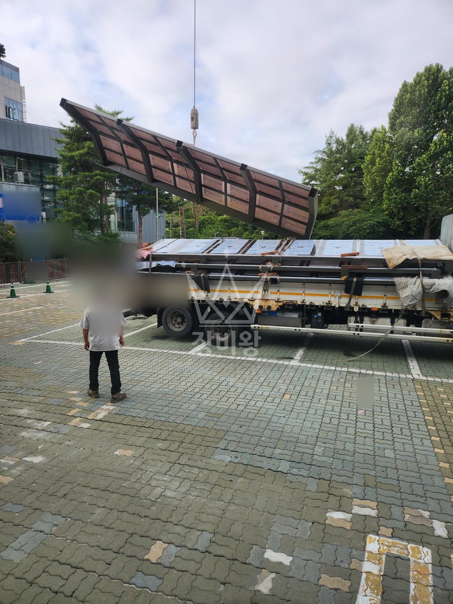 서울 광진구 능동 25톤 크레인 캐노피설치 작업사진 3