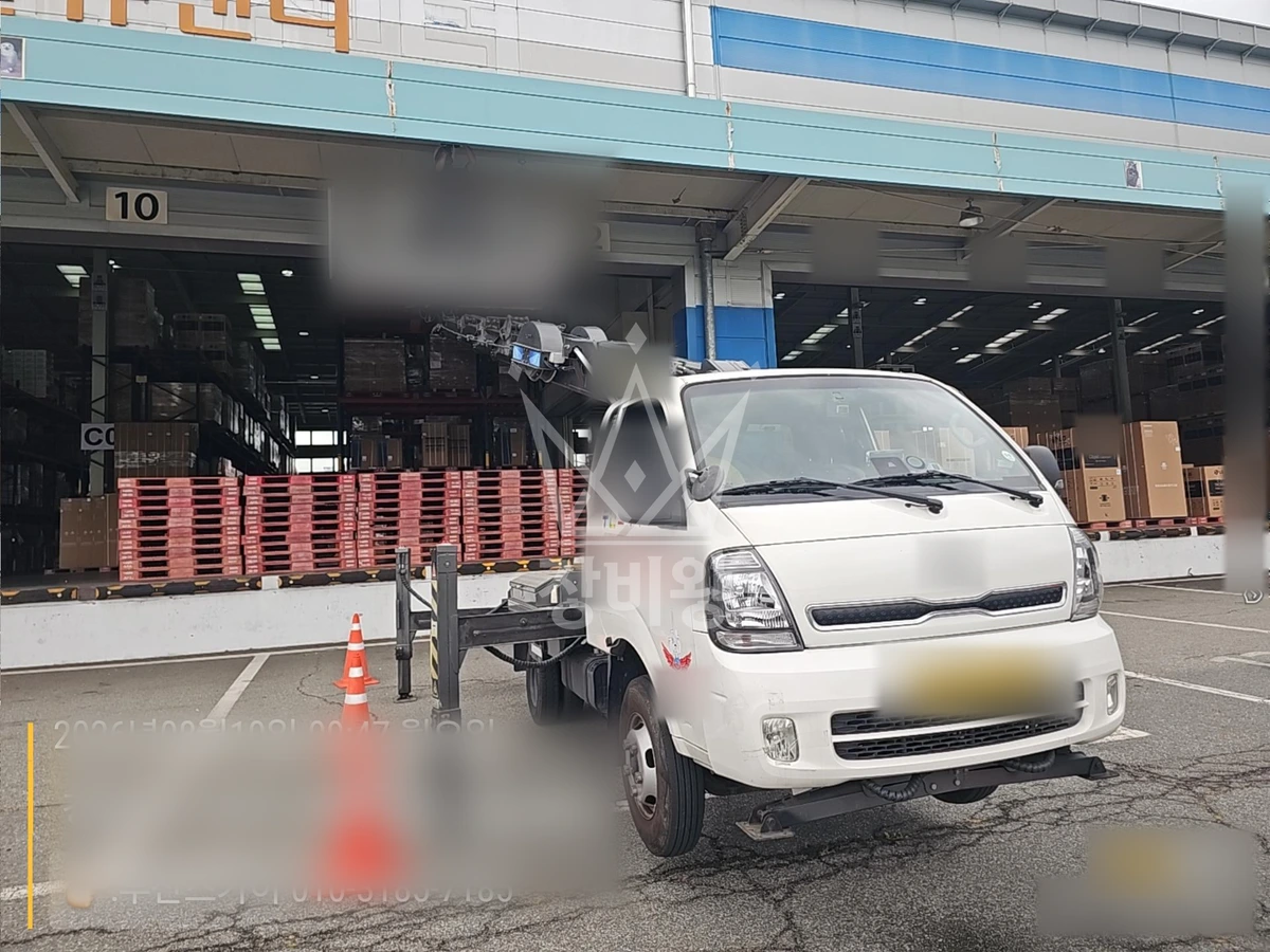 경남 양산시 물금읍 1톤 스카이차 CCTV교체 작업사진 3