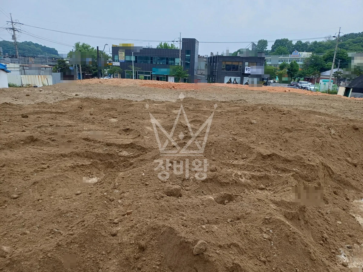 경기 고양시 덕양구 포크레인(굴착기) 2일차-1000평 소나무 식재 전 사전작업 작업사진 3