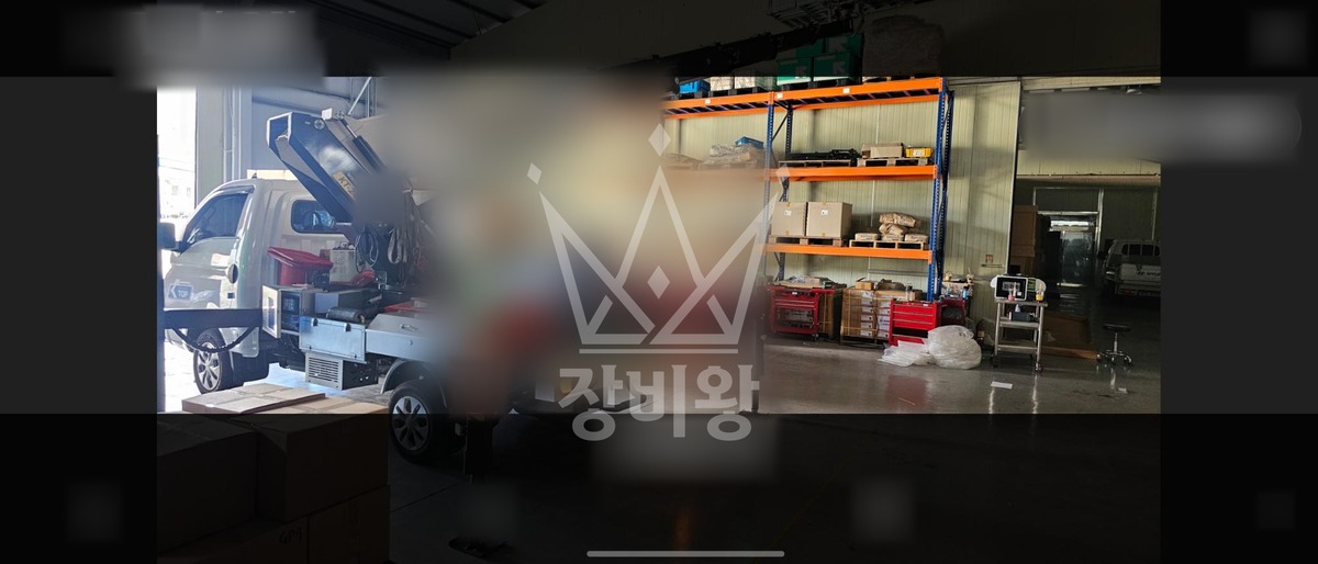 경남 창원시 마산회원구 1톤 스카이차 창고 내부 CCTV 철거 작업사진 1