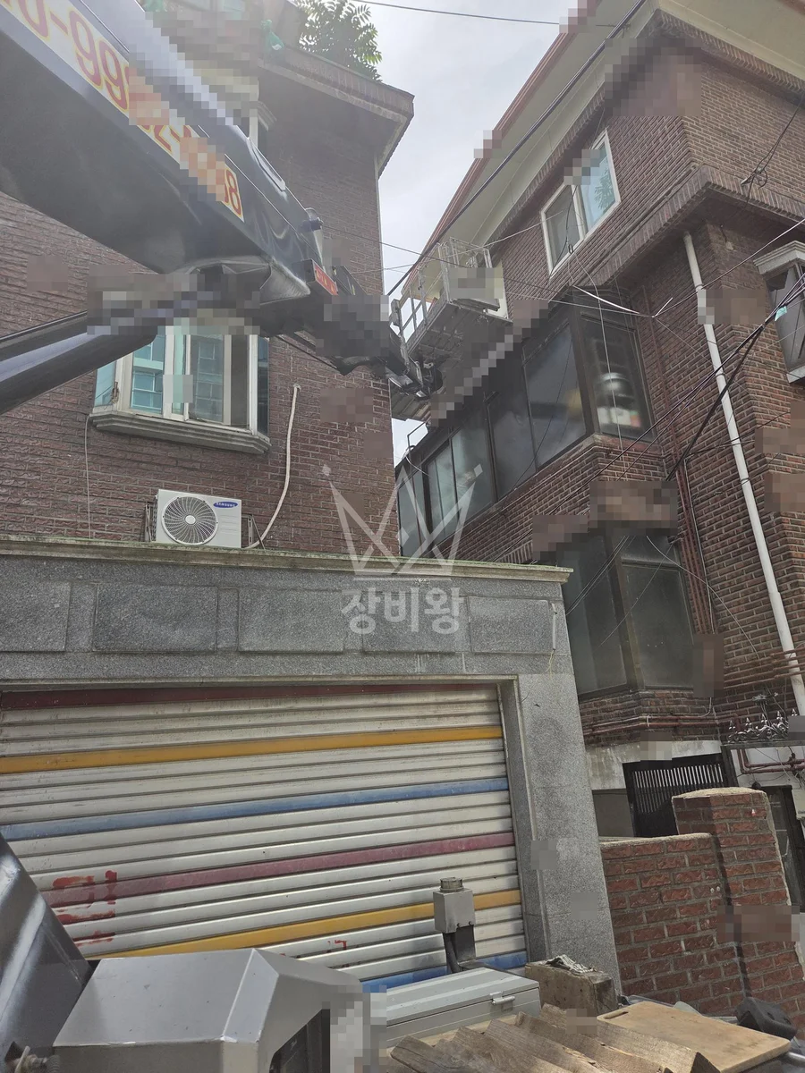 서울 강동구 성내동 1톤 스카이차 지붕-기와//자재양중 작업사진 2