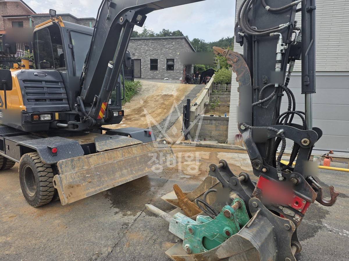 충북 청주시 청원구 오창읍 포크레인(굴착기) 가스배관매설 작업완료사진 1