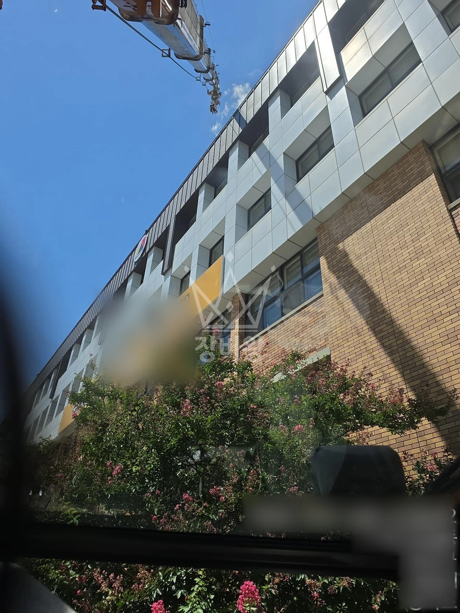 경기 안양시 동안구 호계동 13톤 크레인 폐기물내림 작업사진 2
