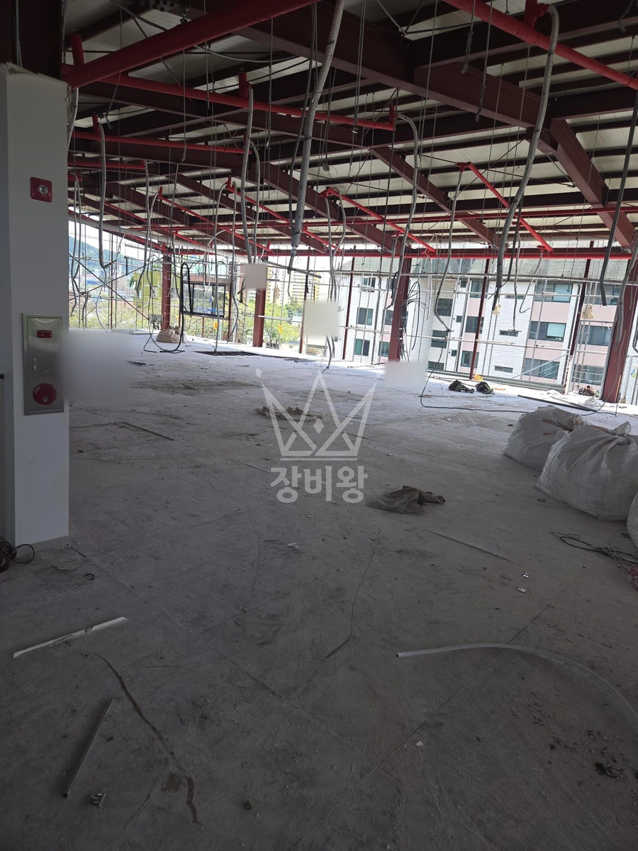 전남광주 화순군 화순읍 포크레인(굴착기) 아시바박고 내부바닥처리 작업사진 1