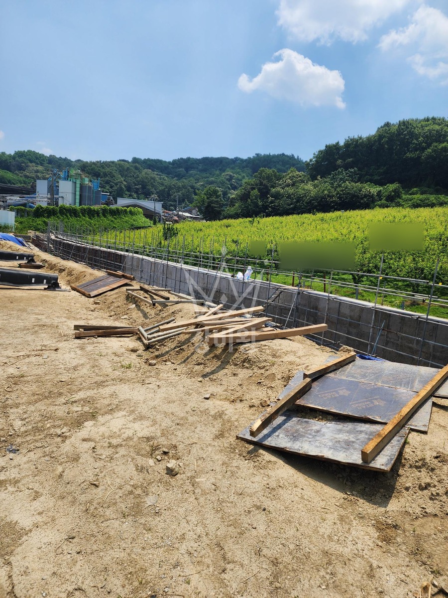 충남 아산시 음봉면 25톤 크레인 자재인양/야기리 양중 작업사진 1