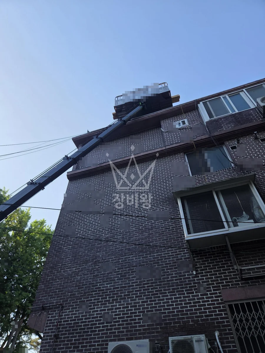 서울 도봉구 방학동 3.5톤 스카이차 지붕 갓도리 작업 작업사진 2