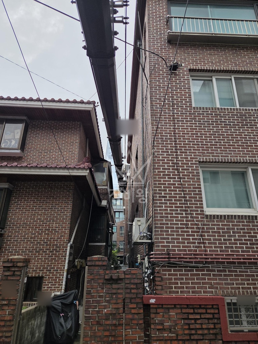 서울 송파구 송파동 3.5톤 스카이차 옥상 빗물받이 우수관교체 작업사진 3