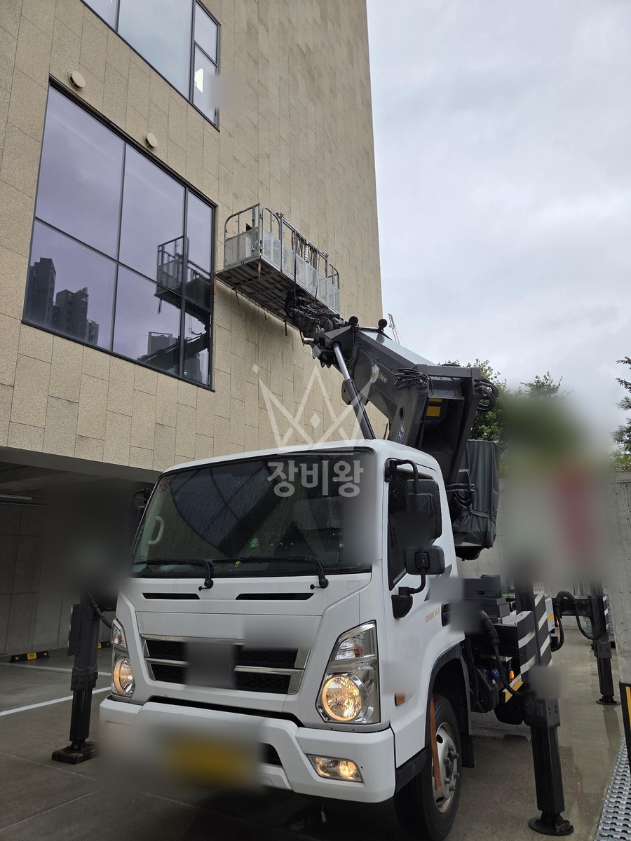 경기 고양시 덕양구 향동동 3.5톤 스카이차 점검 작업사진 2