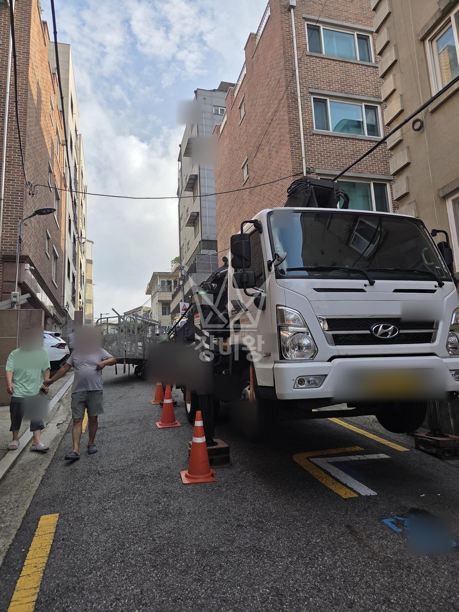 서울 관악구 신림동 3.5톤 스카이차 어닝작업 작업사진 2