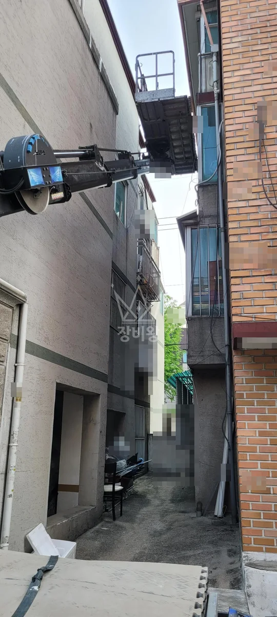 서울 성북구 종암동 1톤 스카이차 외벽발수제 작업사진 3
