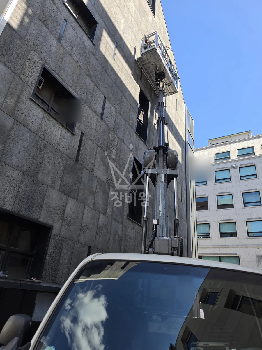 서울 강남구 신사동 1톤 스카이차 3층 후레싱작업 작업사진 3