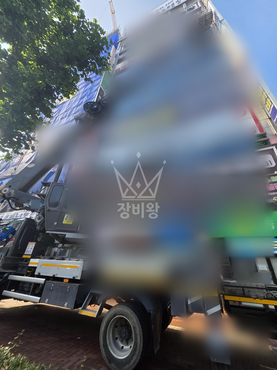 대구 수성구 범어동 5톤 스카이차 간판 작업사진 2