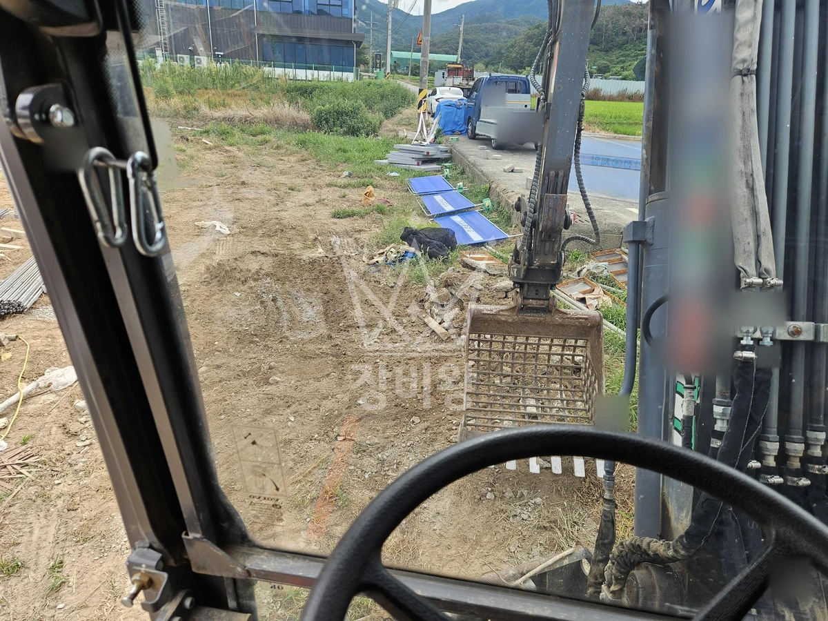 대구 달성군 유가읍 포크레인(굴착기) 터파기/타설작업 작업사진 2