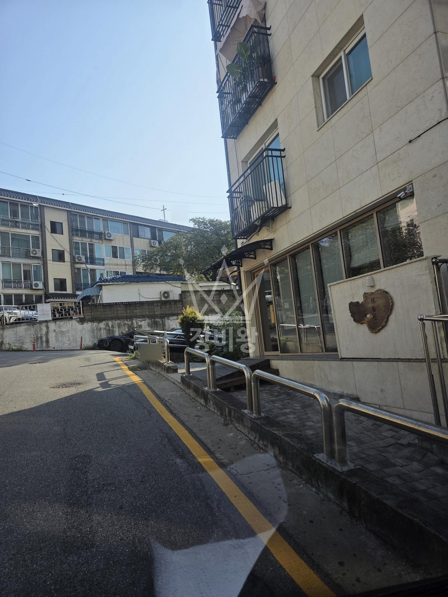 경기 구리시 교문동 1.2톤 사다리차 작업 현장 도착사진