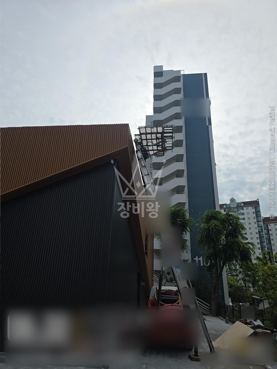 서울 중랑구 신내동 1.2톤 사다리차 자재양중 작업사진 1