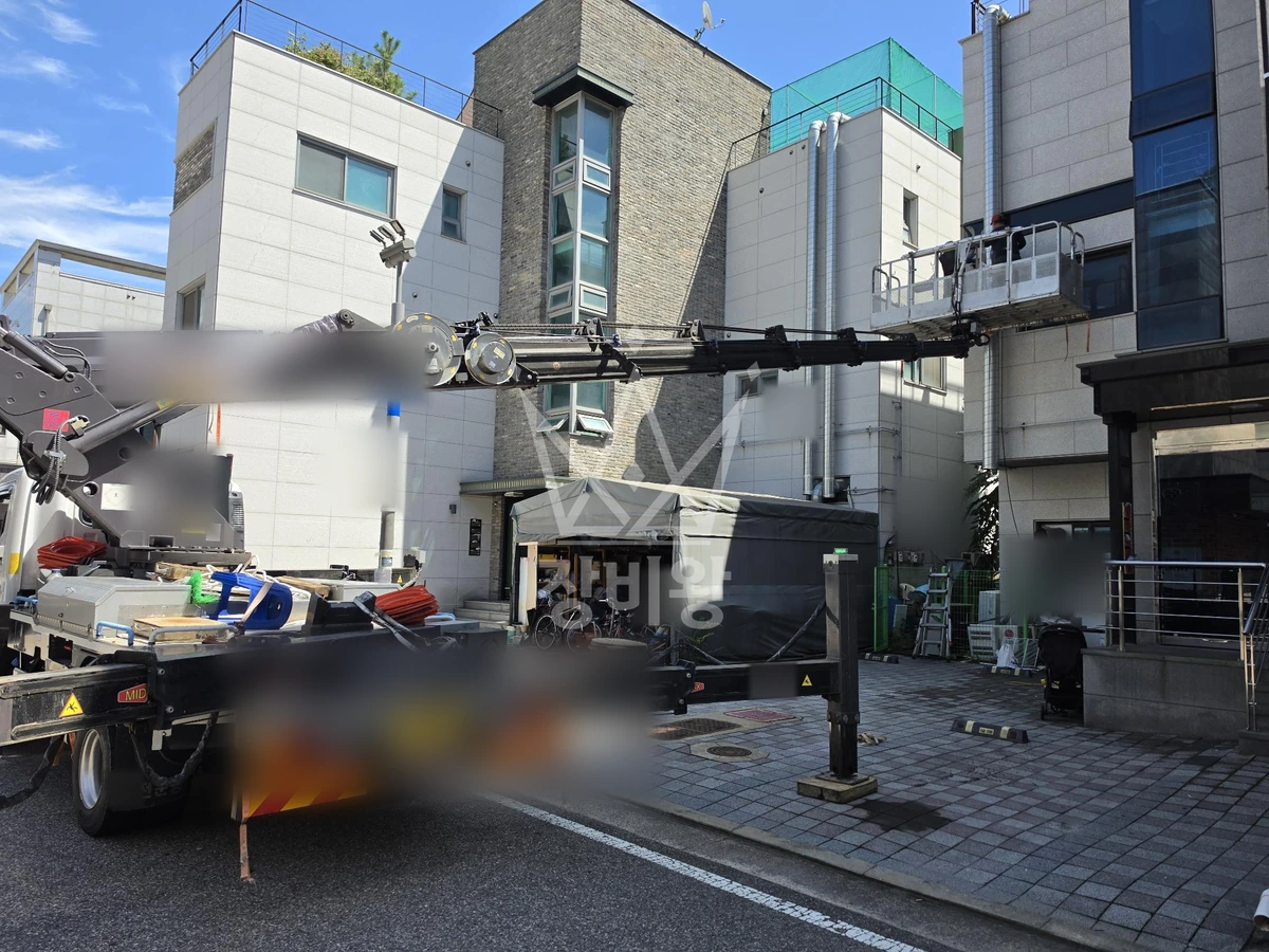 인천 서해구 청라동 3.5톤 스카이차 닥트 작업사진 2