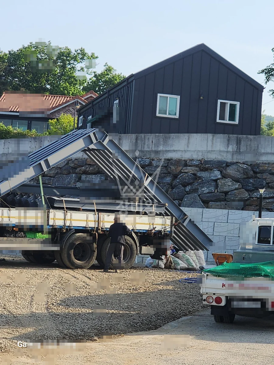 충남 논산시 연산면 5톤 크레인 빔설치작업 작업사진 2